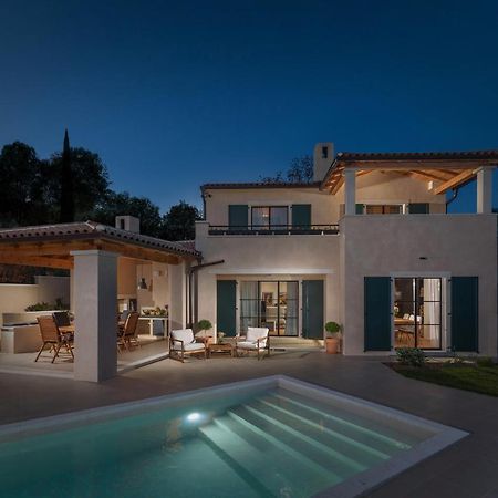 Villa Bora With Sauna And Heated Pool Vele Mune Exterior photo
